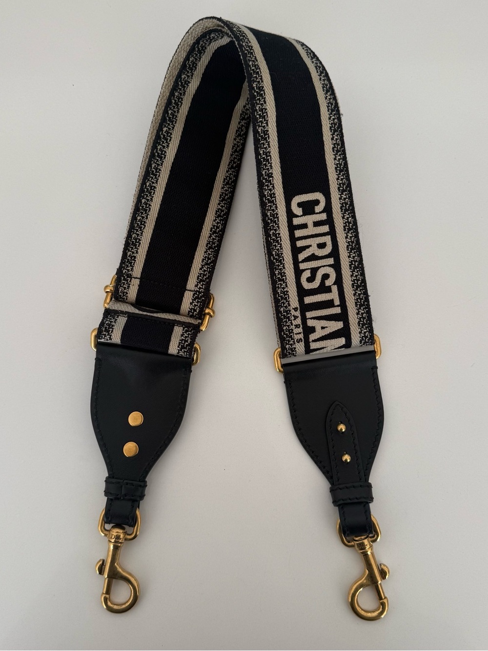 Christian Dior Adjustable cross body strap